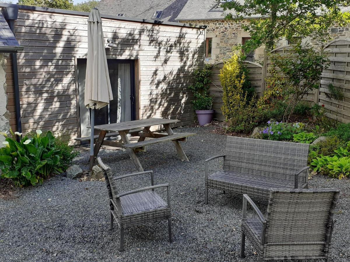 Breton Stone House In Saint Gilles Les Bois Saint-Gilles-les-Bois Exterior foto